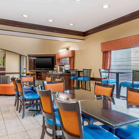 סינסינטי Comfort Inn & Suites מראה חיצוני תמונה
