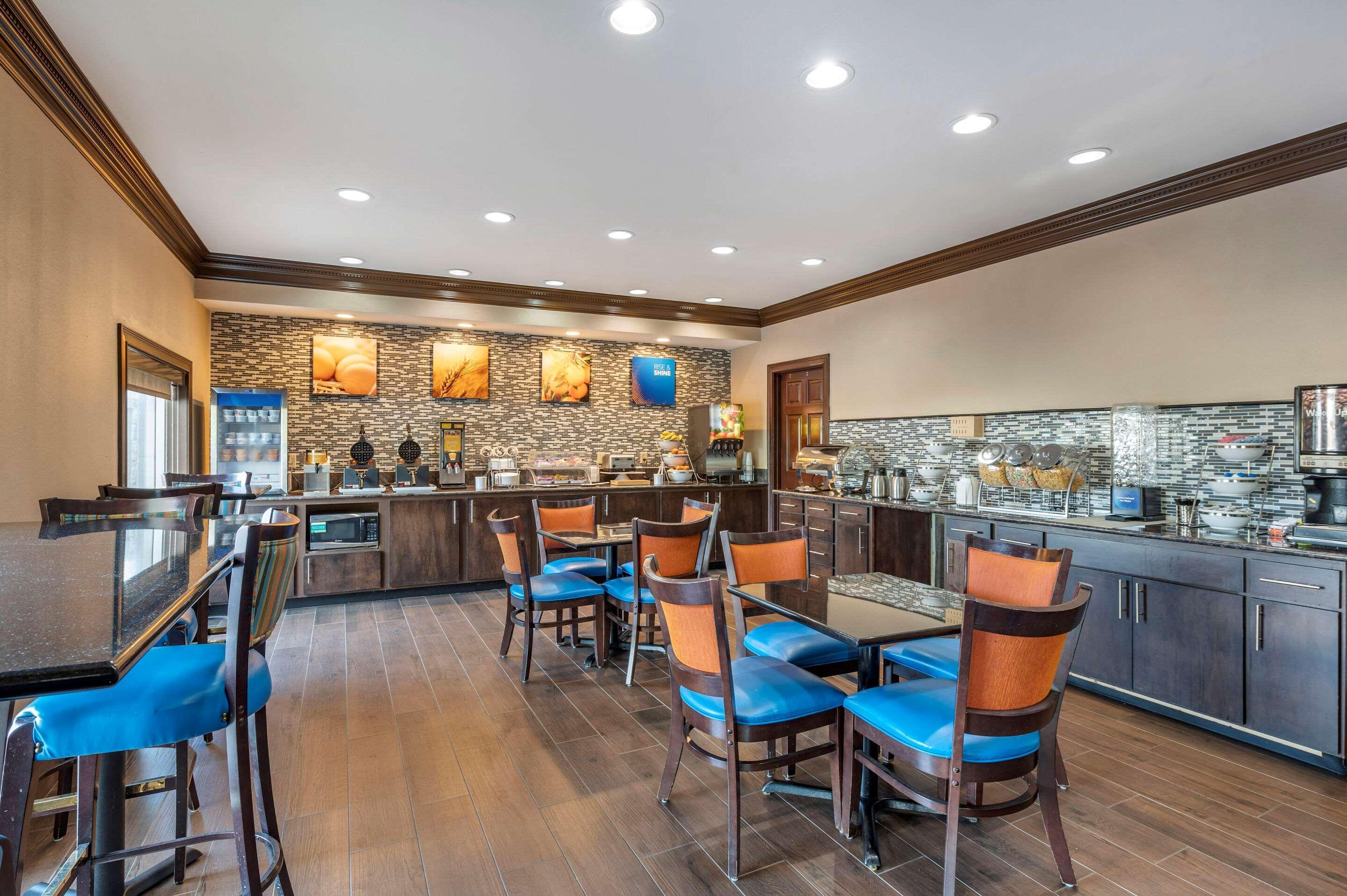 סינסינטי Comfort Inn & Suites מראה חיצוני תמונה