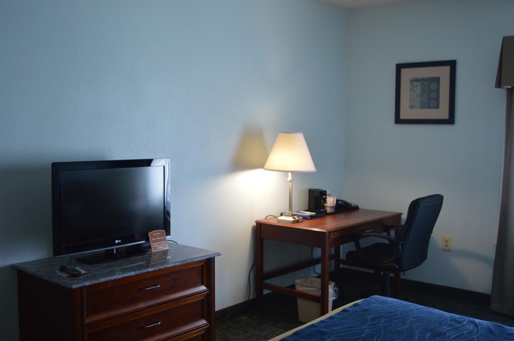 סינסינטי Comfort Inn & Suites חדר תמונה