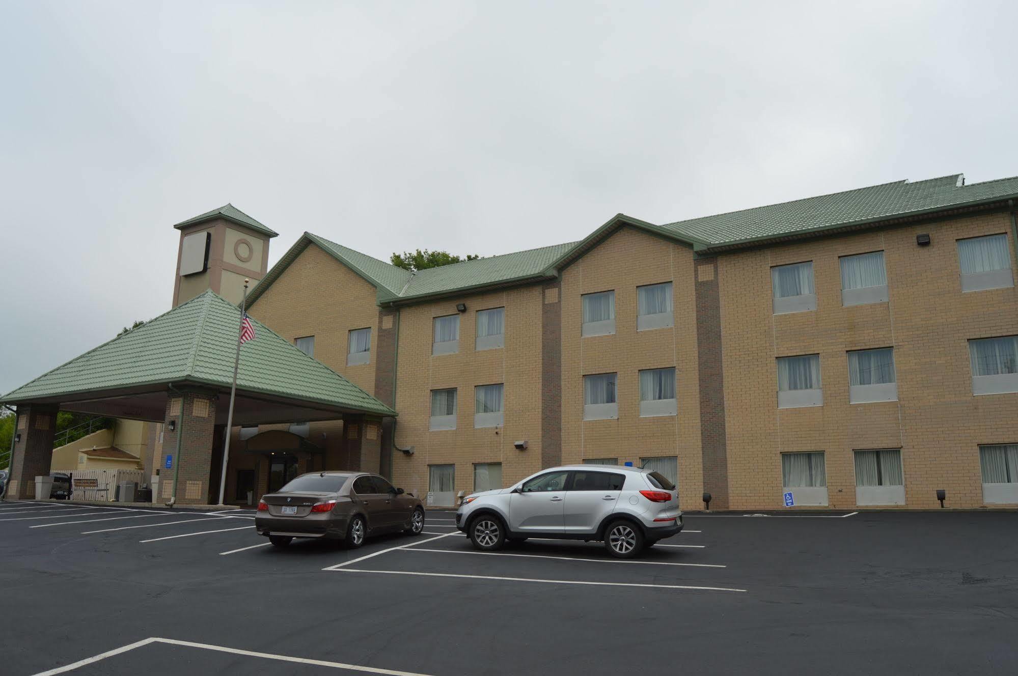 סינסינטי Comfort Inn & Suites מראה חיצוני תמונה